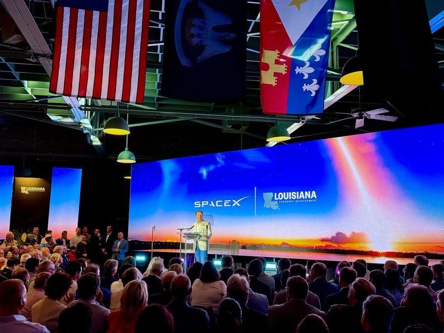 Corporate announcement room