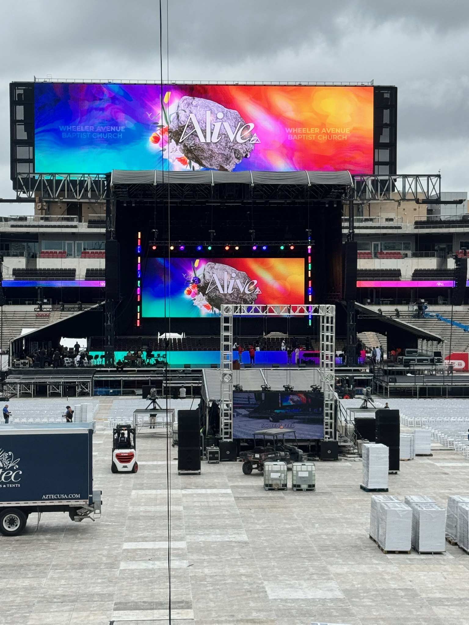Trade show booth build with LED wall and staging, Deep South Productions